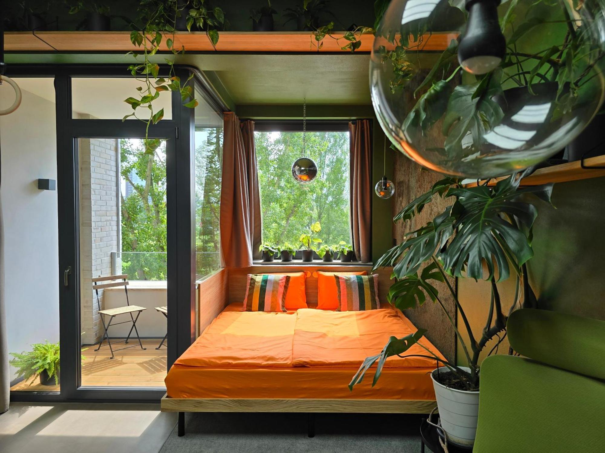 Revitalizer - A Calm Oasis In The Center Of Apartment *