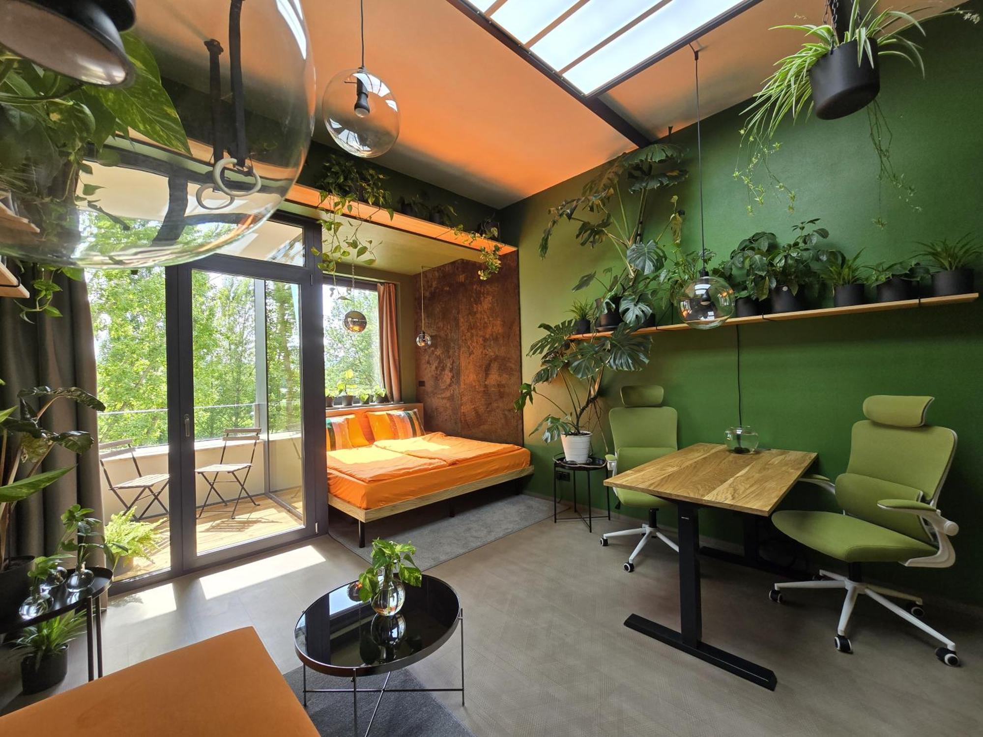 Apartment Revitalizer - A Calm Oasis In The Center Of Brno